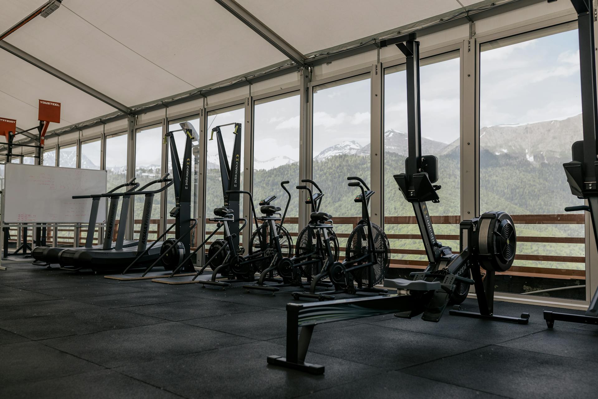 Club Lime gym floor